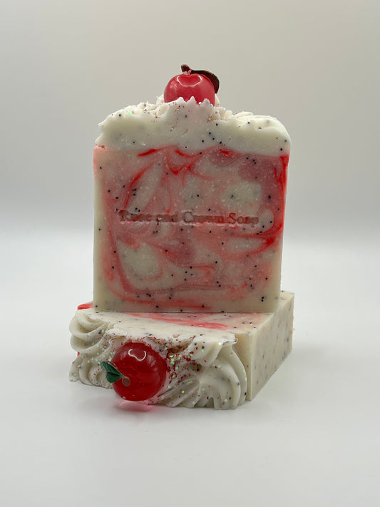 The Pomme & Poppy Bar -Glow in the Dark!!!(Shipping after 9/3/25)