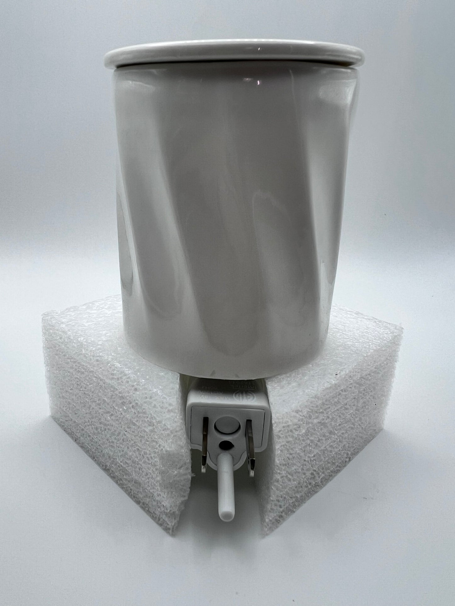 Plug-In Wax Melter -Ceramic White